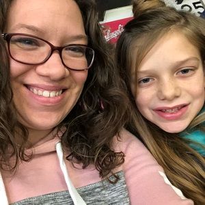 Meet your Posher, Kassie